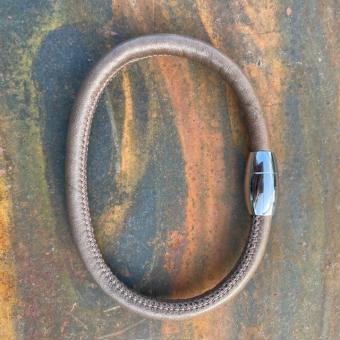 images/productimages/small/herenarmband-leer-taupe.jpg