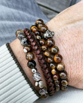 Set armbanden bruin